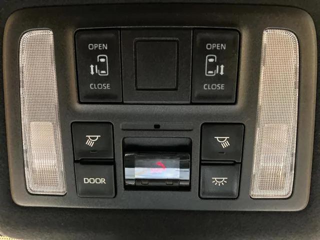 Toyota S-G 2023 photo 5