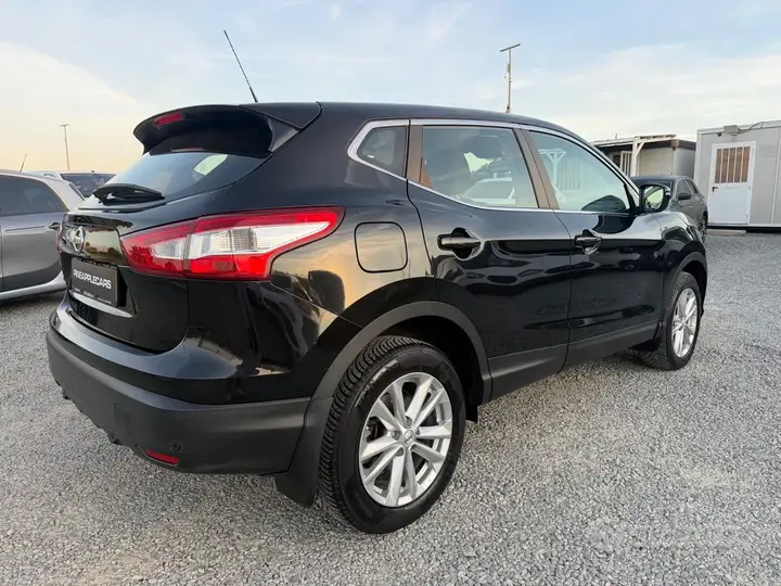 Nissan Qashqai 2016 photo 2