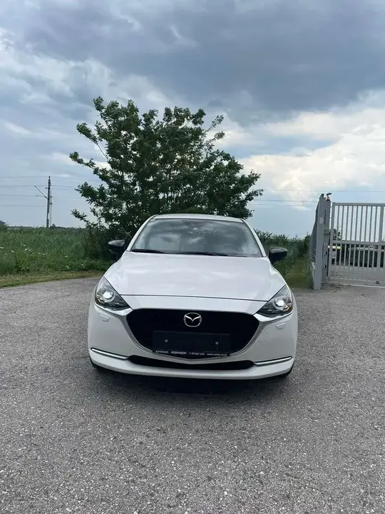 Mazda Mazda2 2023 photo 2