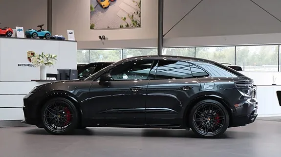 Porsche Macan Gts 2026 photo 4