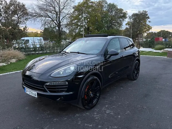 Porsche Cayenne 2013 photo 4