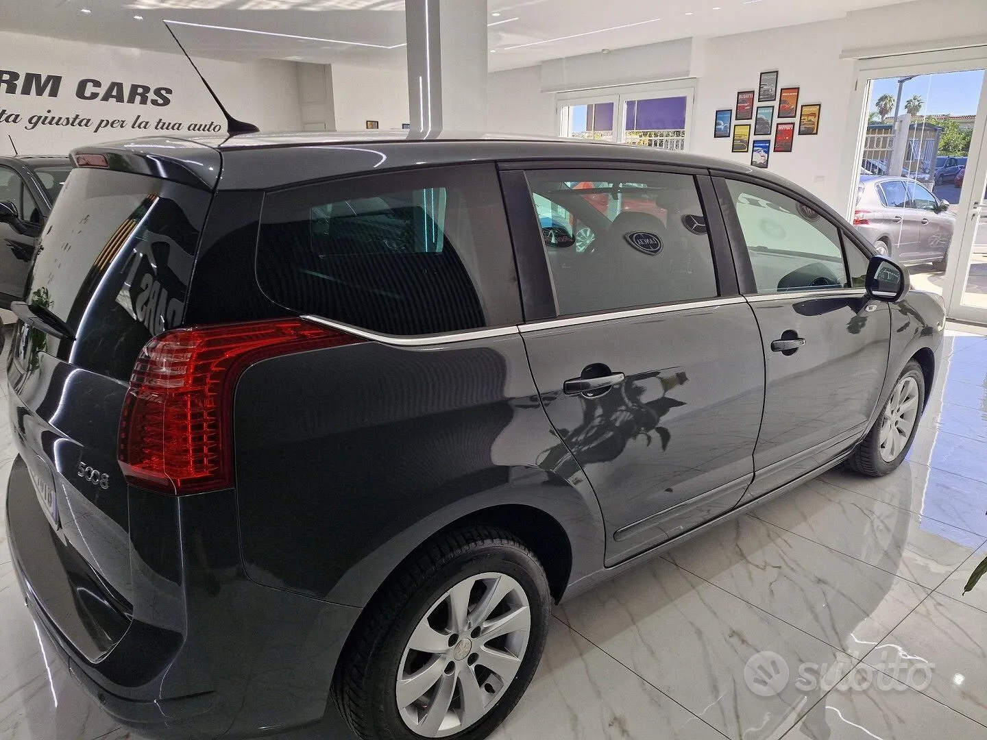 Peugeot 5008 2012 photo 5