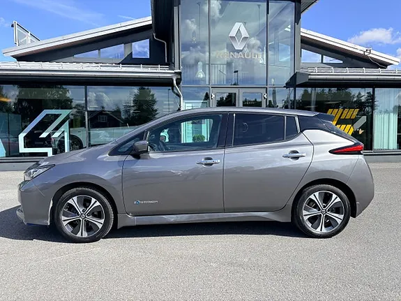 Nissan Leaf 2019 photo 2