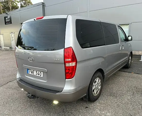 Hyundai H1 2013 photo 5