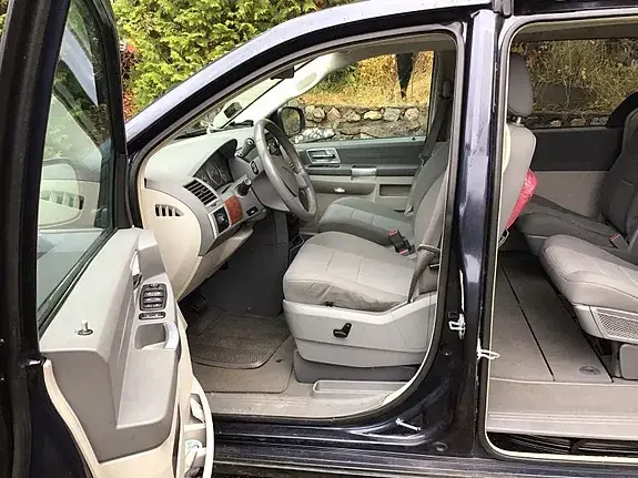 Chrysler Town & Country 2008 photo 5