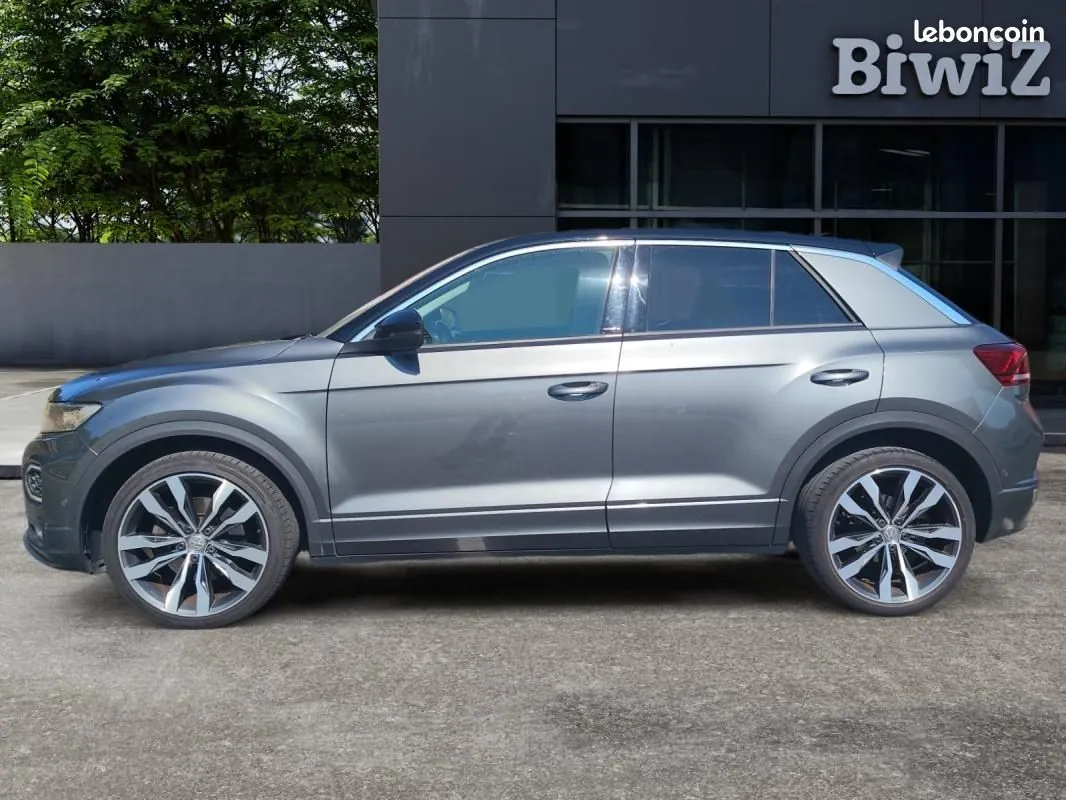 Volkswagen T-Roc 2020 photo 2