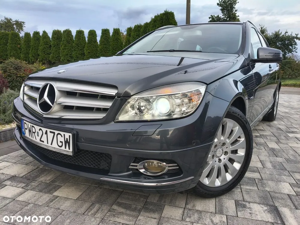 Mercedes-Benz C-Class 2009 photo 2