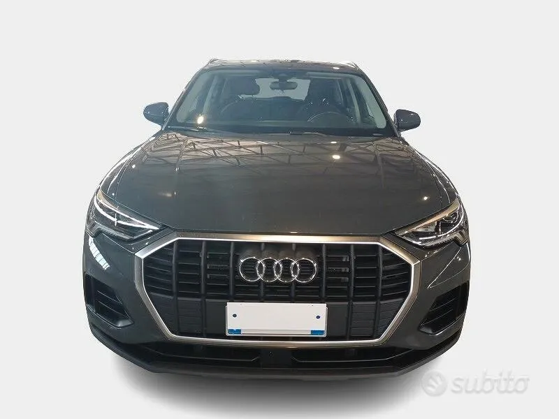 Audi Q3 2022 photo 2