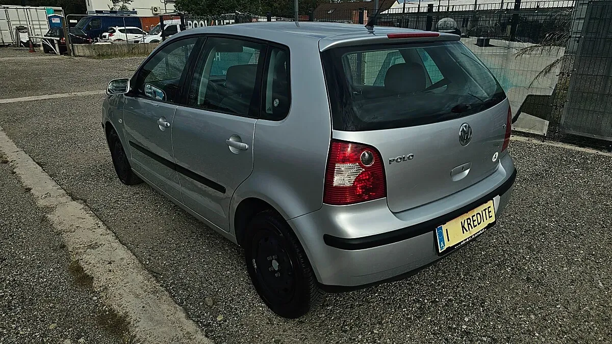 Volkswagen Polo 2001 photo 2