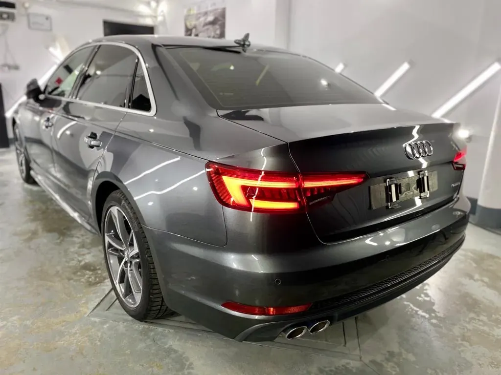 Audi A4 2016 photo 3