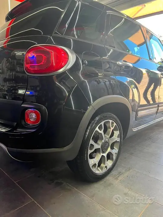 Fiat 500L 2014 photo 2