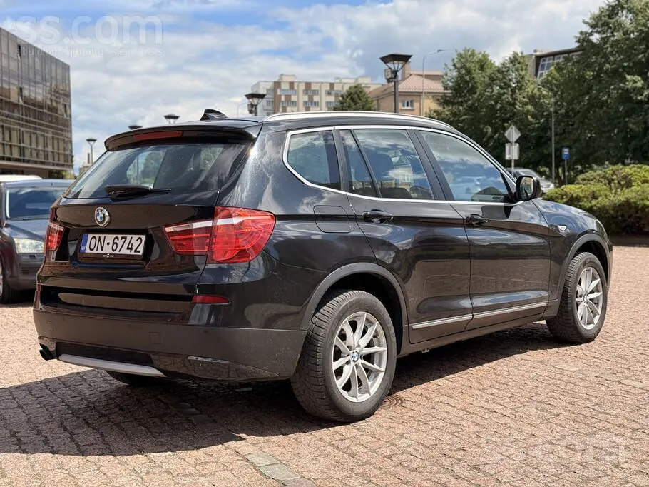 BMW X3 2011 photo 3