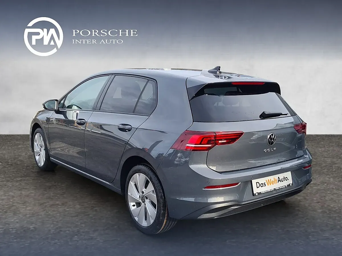Volkswagen Golf 2026 photo 3