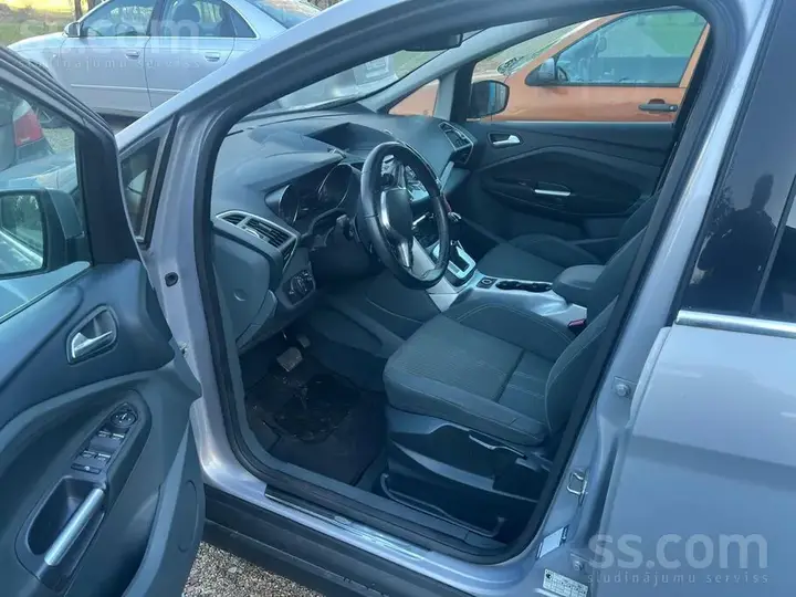 Ford C-Max 2011 photo 3