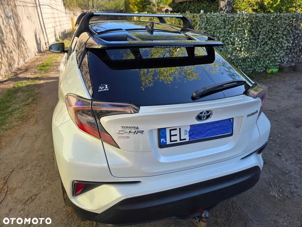 Toyota C-Hr 2018 photo 3