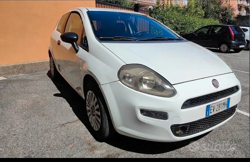 Fiat Punto 2014 photo 3