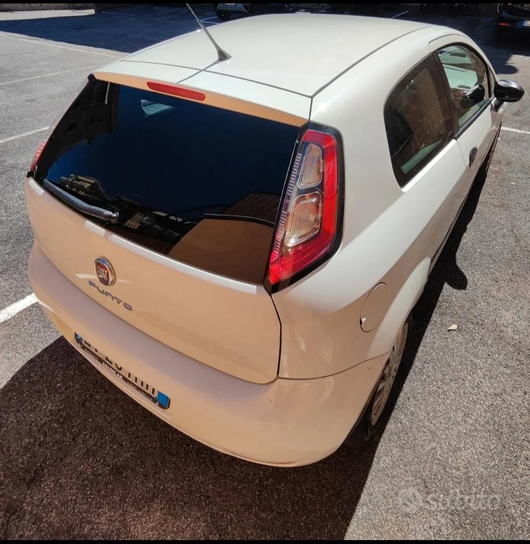 Fiat Punto 2014 photo 4