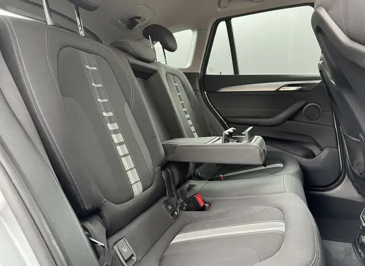 BMW X1 2016 photo 2