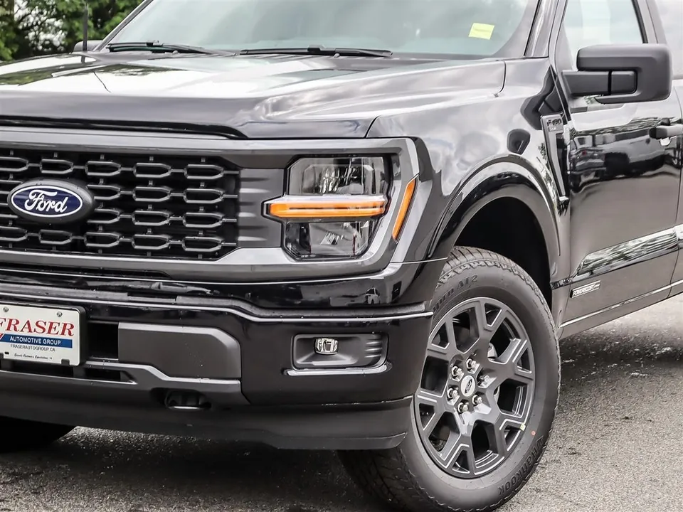 Ford F-150 2026 photo 2
