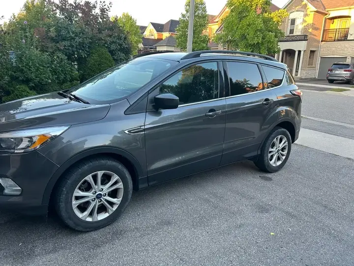 Ford Escape 2018 photo 5
