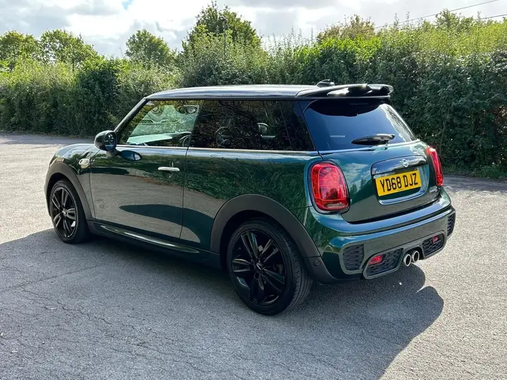 Mini Cooper S 2018 photo 5