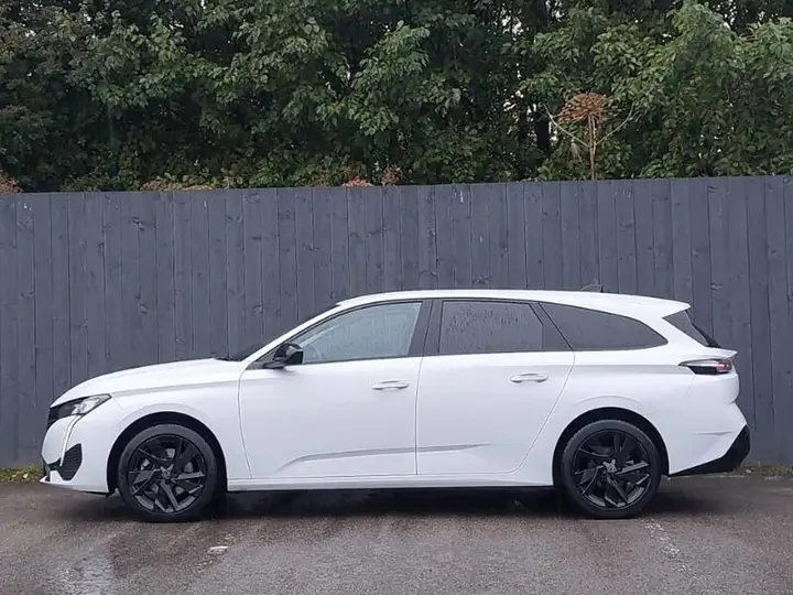 Peugeot 308 2023 photo 4