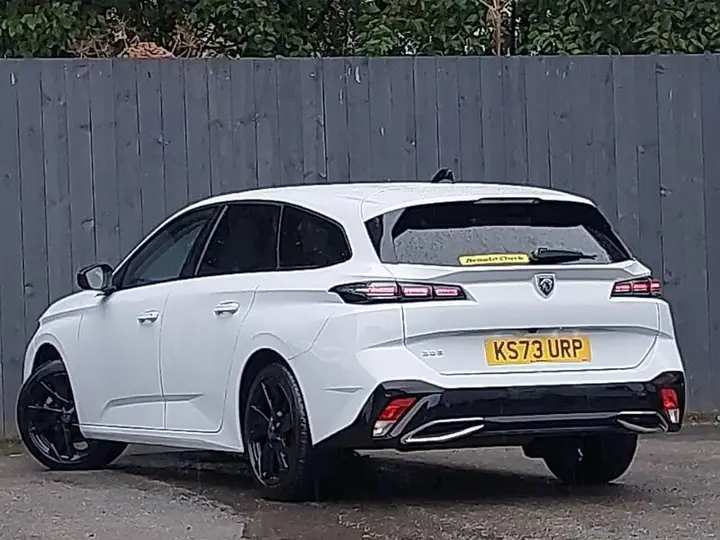 Peugeot 308 2023 photo 2