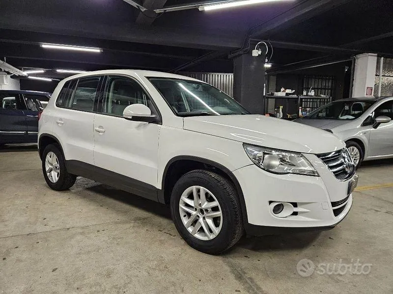 Volkswagen Tiguan 2010 photo 3
