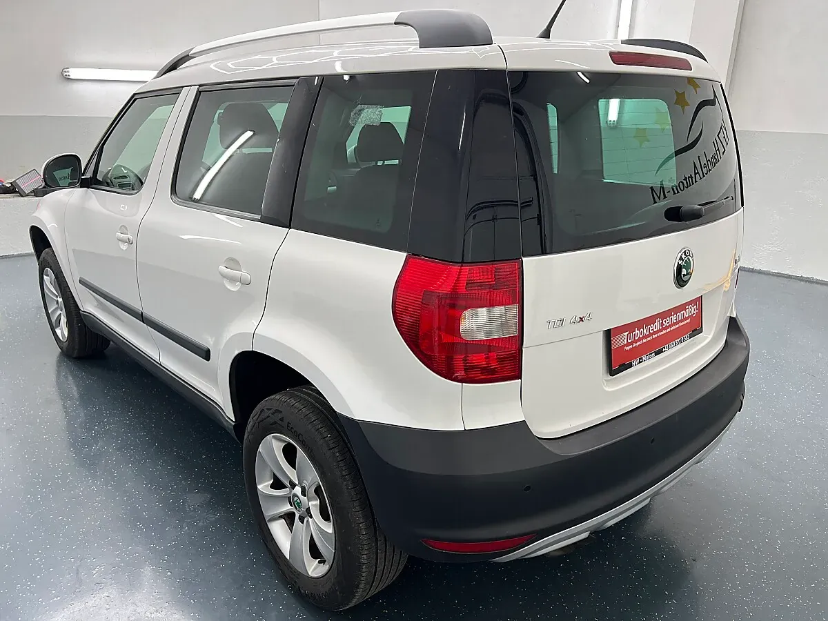 Skoda Yeti 2012 photo 3
