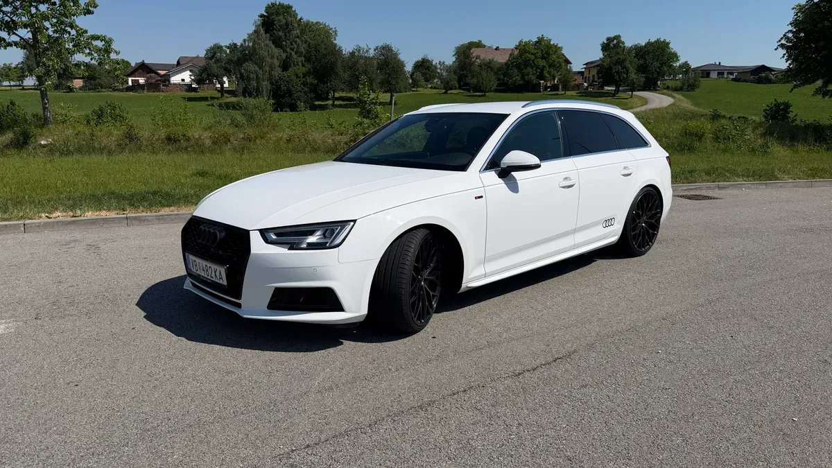 Audi A4 2016 photo 2
