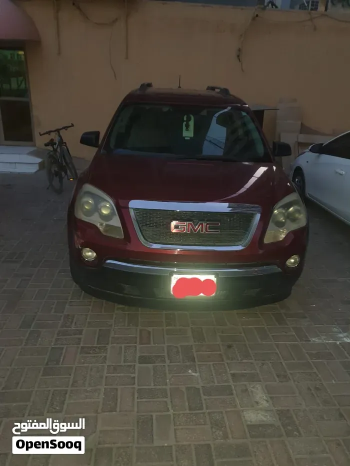 GMC Acadia 2011 photo 3