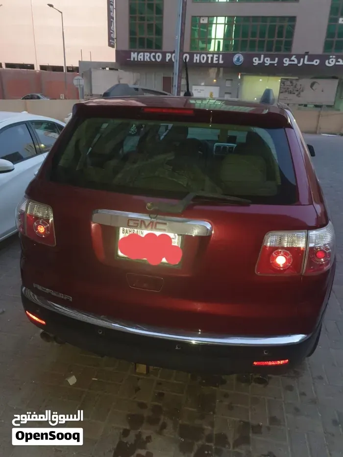 GMC Acadia 2011 photo 4