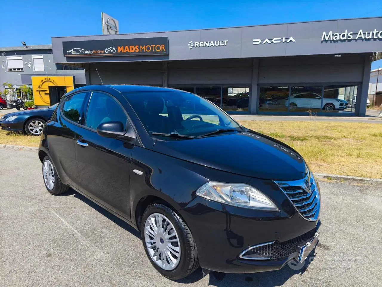 Lancia Ypsilon