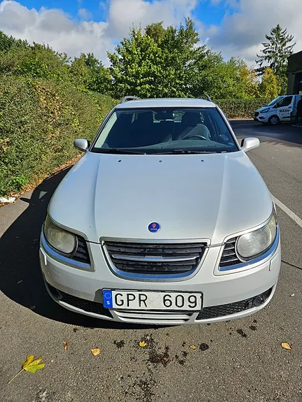 Saab 9-5 2009 photo 2