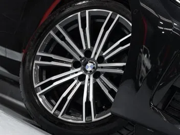 BMW 320I 2019 photo 3