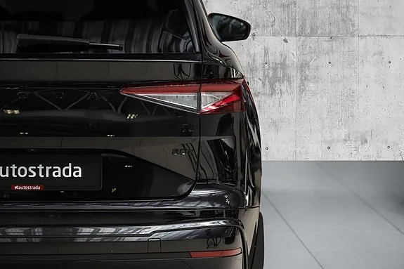 Skoda Enyaq 2023 photo 4
