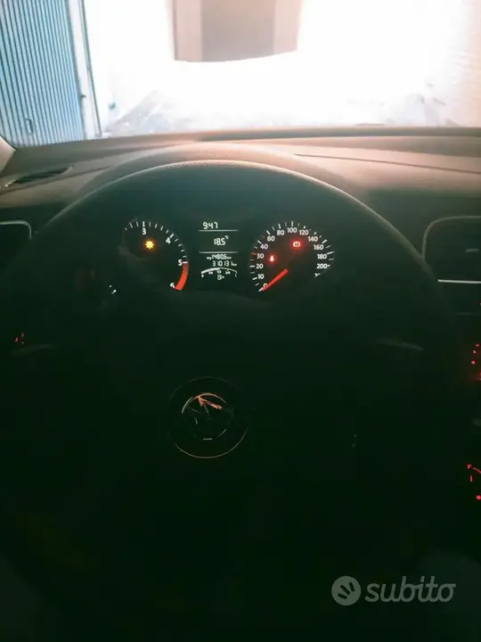 Volkswagen Polo 2011 photo 3