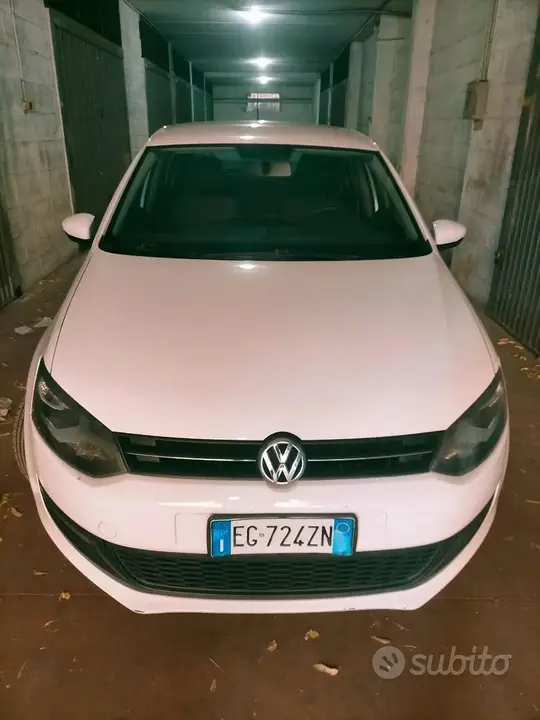 Volkswagen Polo 2011 photo 4