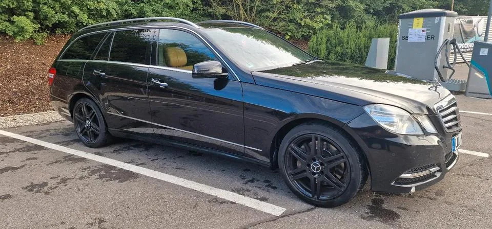 Mercedes-Benz E500