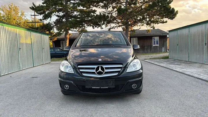 Mercedes-Benz B-Class