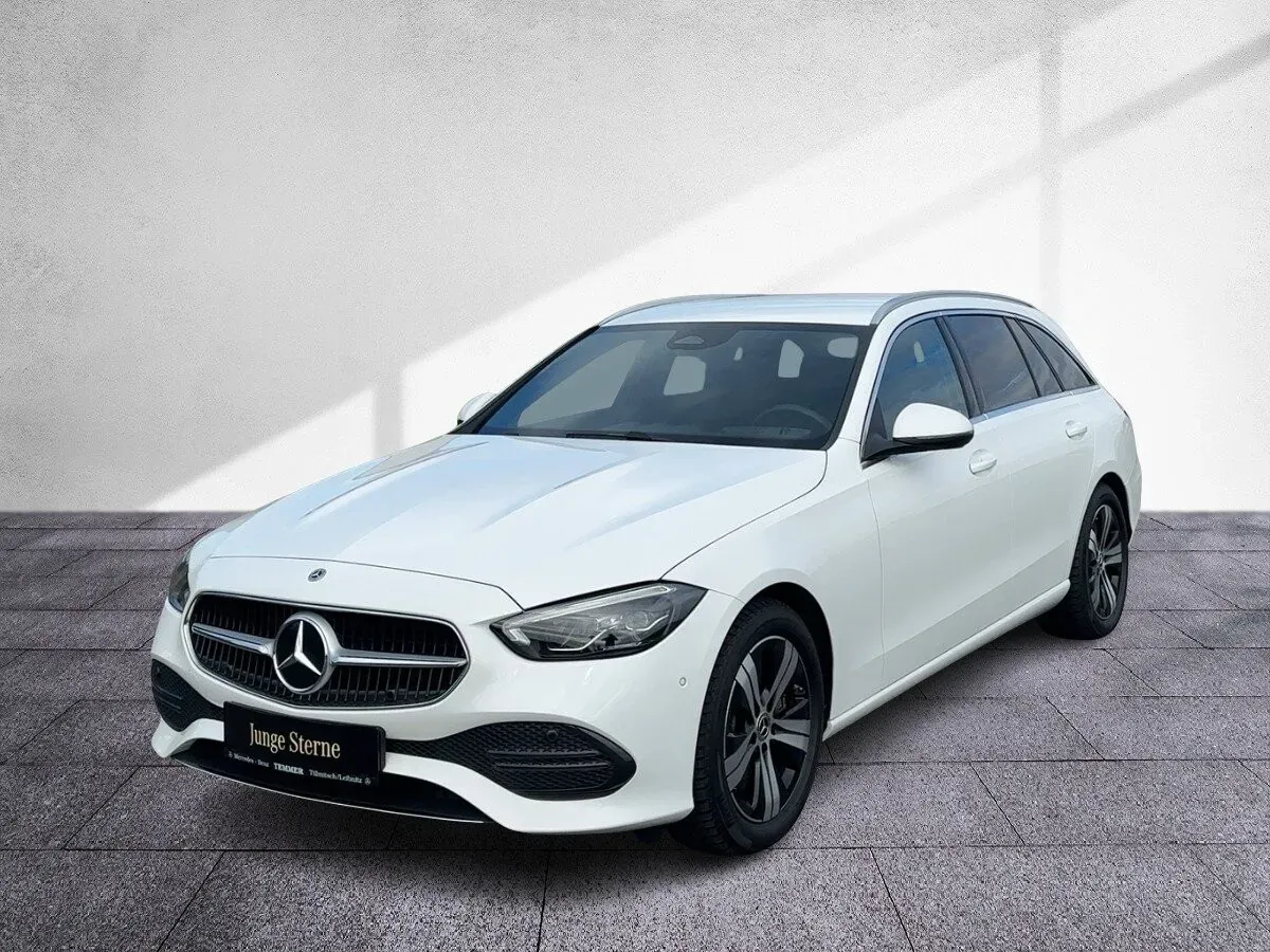 Mercedes-Benz C-Class 2025 photo 2
