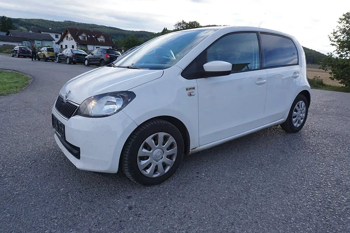 Skoda Citigo 2012 photo 2