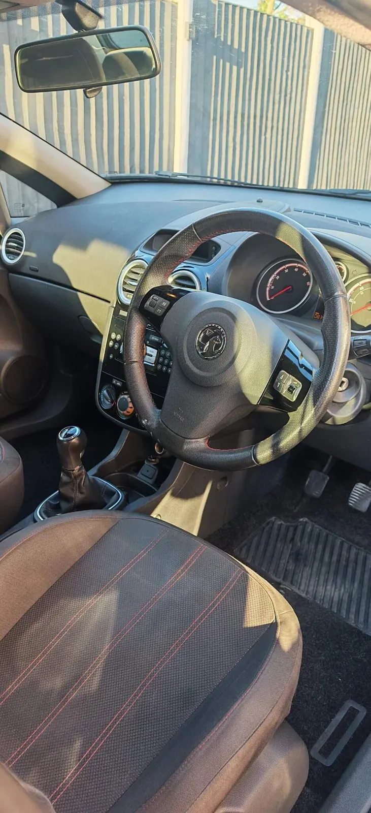 Vauxhall Corsa 2014 photo 3