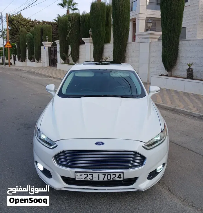 Ford Fusion 2013 photo 3