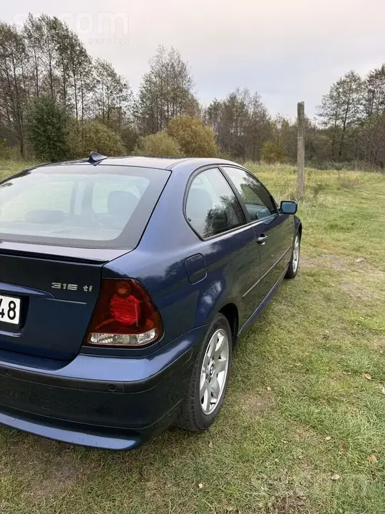 BMW 316 2004 photo 4
