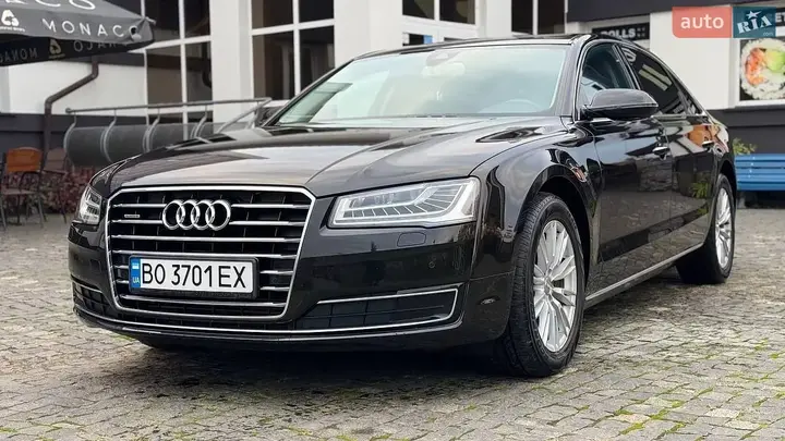 Audi A8 2017 photo 4