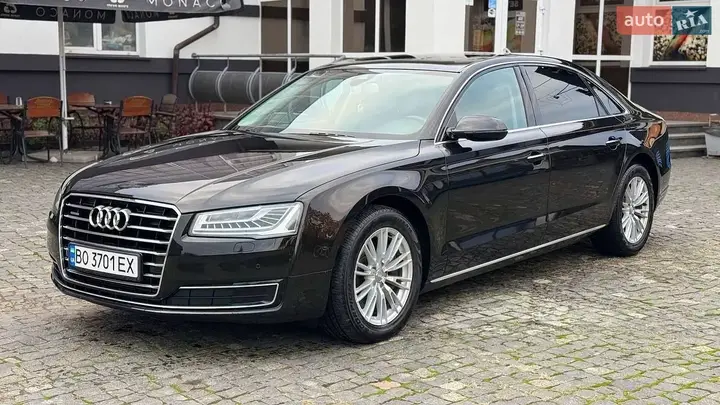 Audi A8