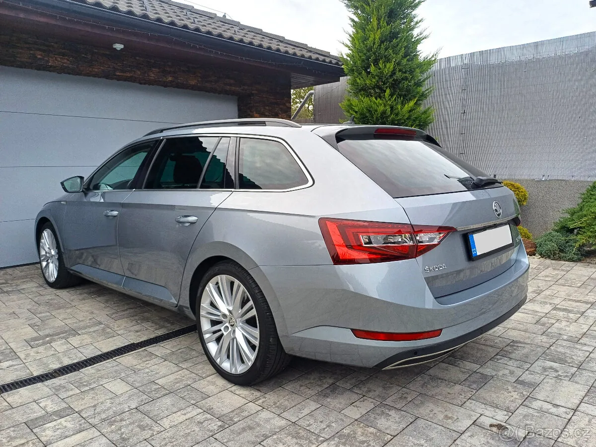 Skoda Superb 2017 photo 2