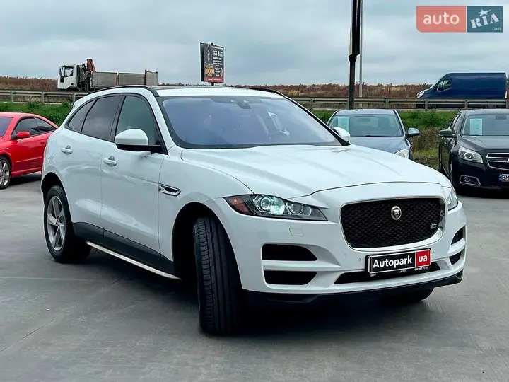 Jaguar F-Pace 2017 photo 3