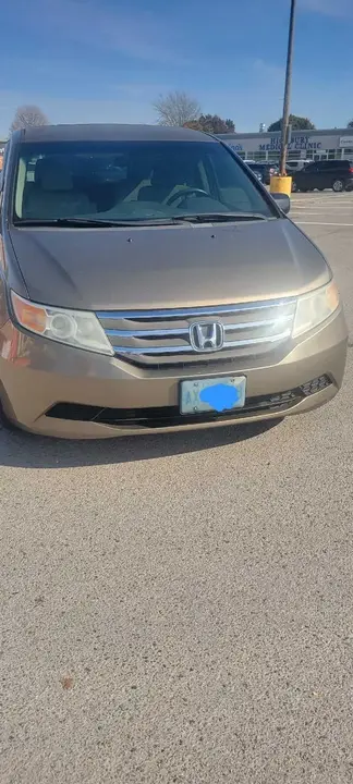 Honda Odyssey 2012 photo 4